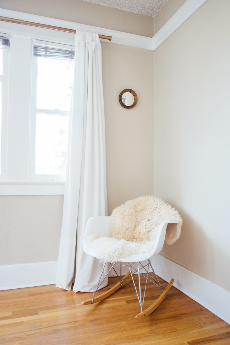 flooring, near, furniture, day, white, wall, rocking, luxury, 4K, no people, brown, home, domestic room, absence, curtain pole, simplicity, eame, metal