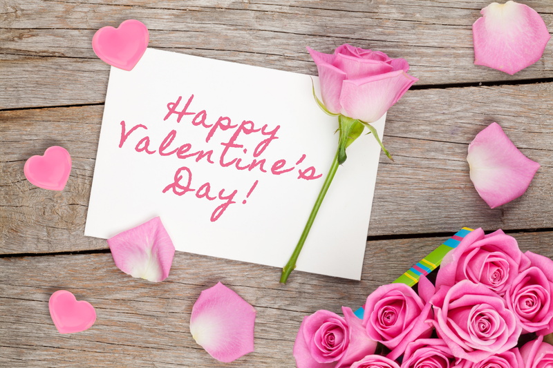 wood, pink, hearts, romantic, roses, 5K, love, sweet, petals, gift, valentine`s day