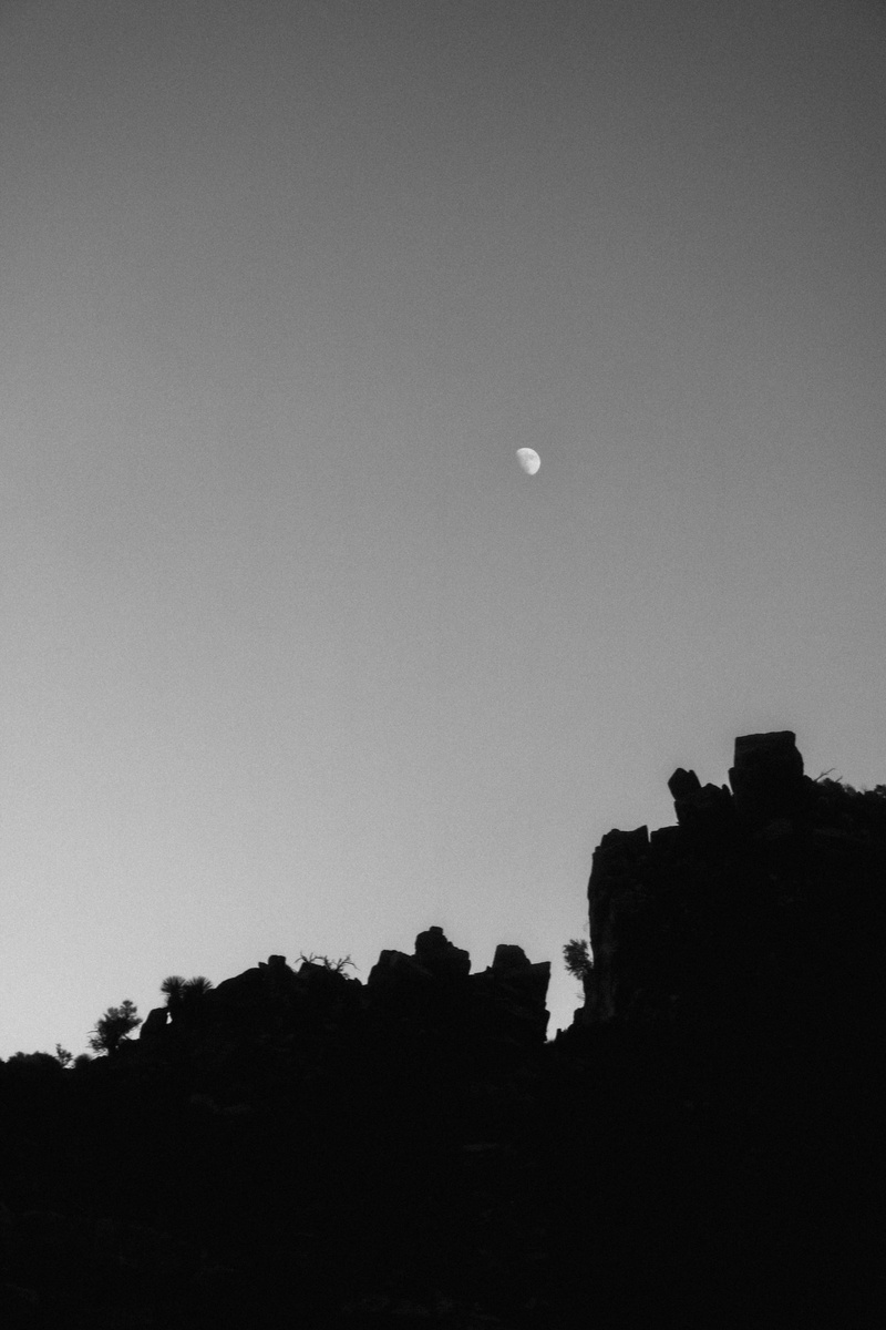 4K, architecture, sky, shade, bandw, nature, silhouette, mountain, tree, dusk, beauty in nature, moon, black and white, outline, dark, building exterior