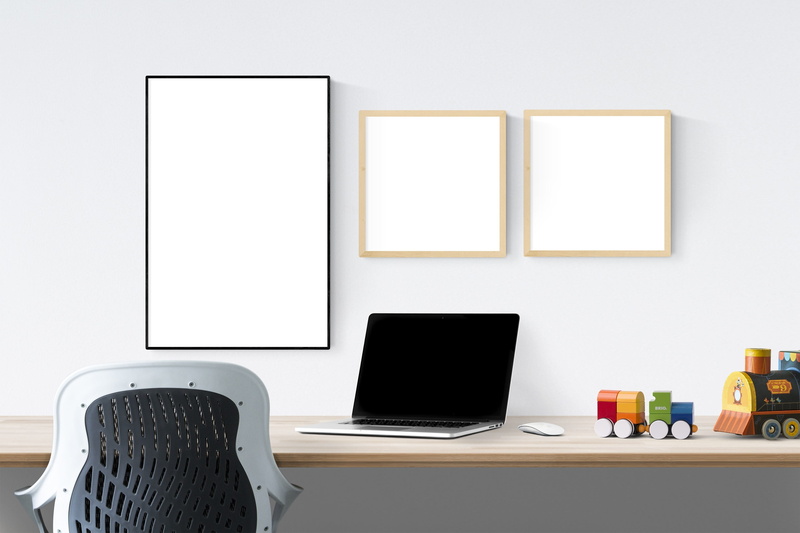 seat, laptop, furniture, keyboard, blank, chair, computer, technology, toys, poster, home office, no people, communication, frame, business, 2K, picture frame