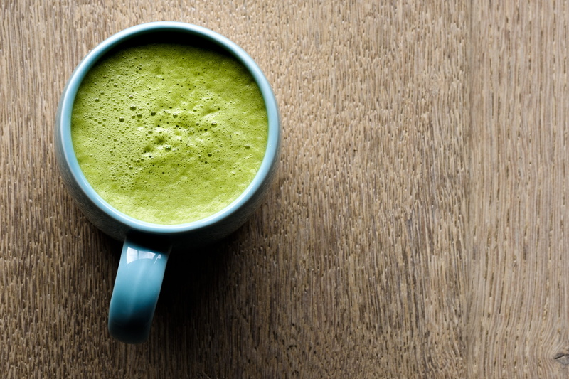 wood grain, table, indoors, matcha, tea, freshness, 5K, tea - hot drink, close-up, snack, cup, food, high angle view, directly above, drink, matcha tea