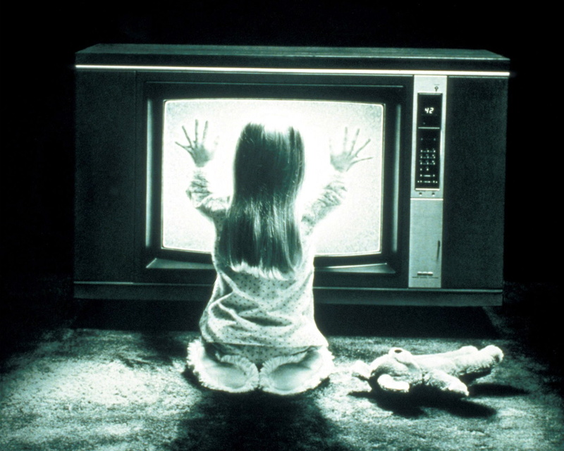 monster - fictional character, 1080P, one animal, mystery, fantasy, scary, adult, indoors, ghost, animal wildlife, television set, Dark, surreal, thriller