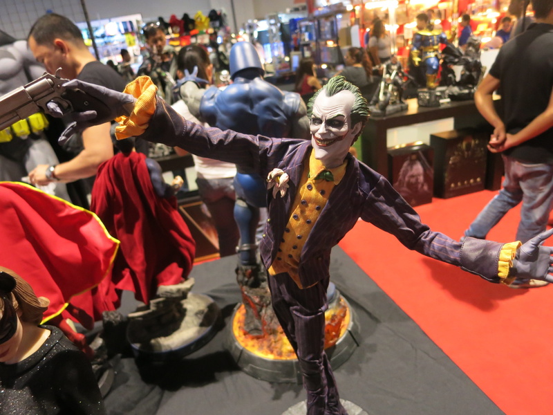 men, villain, convention, street, clown, evil, arts culture and entertainment, figurine, day, statue, architecture, lifestyles, city, outdoors, 4K, women