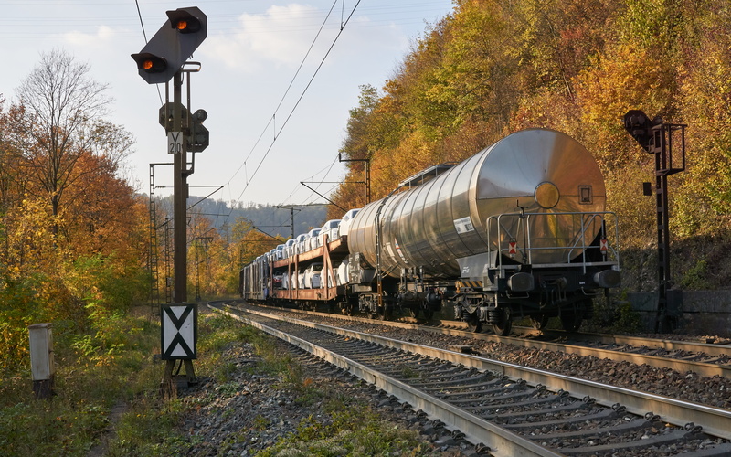electricity, train - vehicle, railroad track, signal, 5K, transportation, nature, railway, plant, day, shunting yard, sky, freight train, track, train