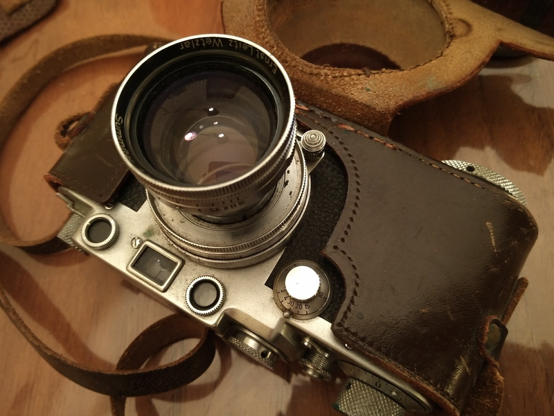 close-up, retro, vintage, still life, 4K, film industry, old camera, high angle view, lens - optical instrument, indoors, lens - eye, photographic equipment