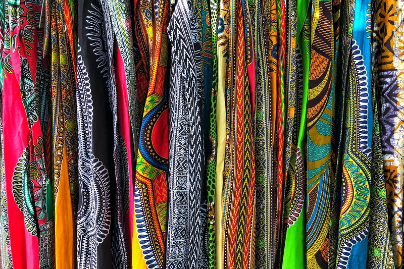 2K, textile, indoors, multi colored, full frame, pattern, united states, for sale, clothes, retail, choice, large group of objects, no people, backgrounds