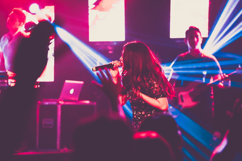 young adult, concert, group of people, 5K, worship, bass, united states, rock music, people, led lights, performance group, performance, orange, event