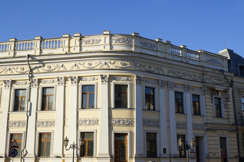 4K, nature, Building, travel, Structure, text, classical style, odessa, facade, day, sunlight, architectural column, no people, clear sky, travel destinations
