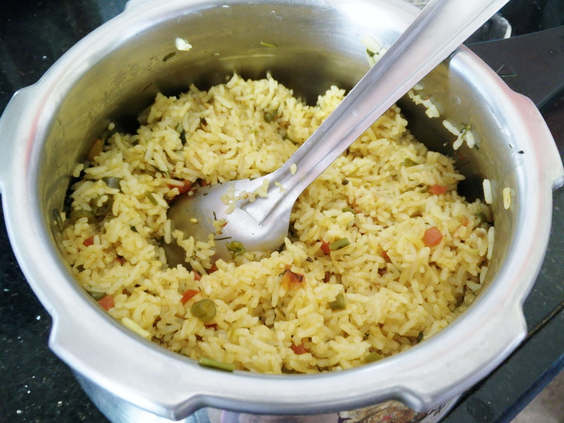 serving size, close-up, household equipment, biriyani, kitchen utensil, meal, indian cuisine, food and drink, 4K, food, rice, healthy eating, wellbeing