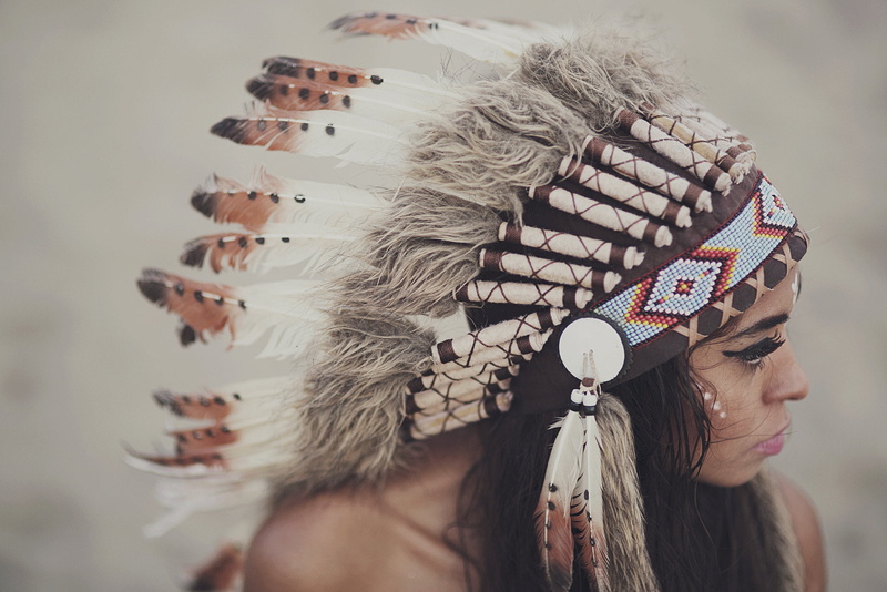 women, brunette, collar bone, looking away, indian hat, 1080P, makeup, model, feathers, long hair
