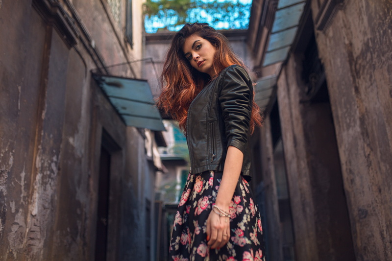 1080P, dyed hair, women, leather jackets, eyeliner, dress, Ombre Hair, depth of field, rear view