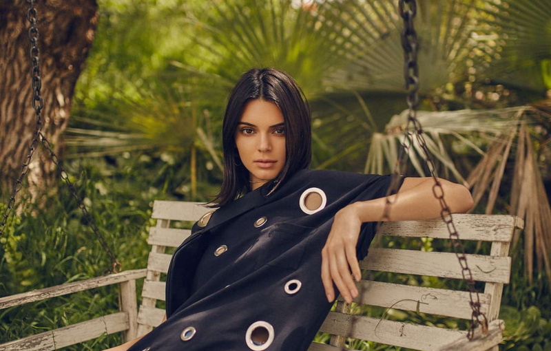 young women, clothing, celebrity, beauty, young adult, black hair, Kendall Jenner, front view, waist up, one person, model, portrait, women outdoors, face