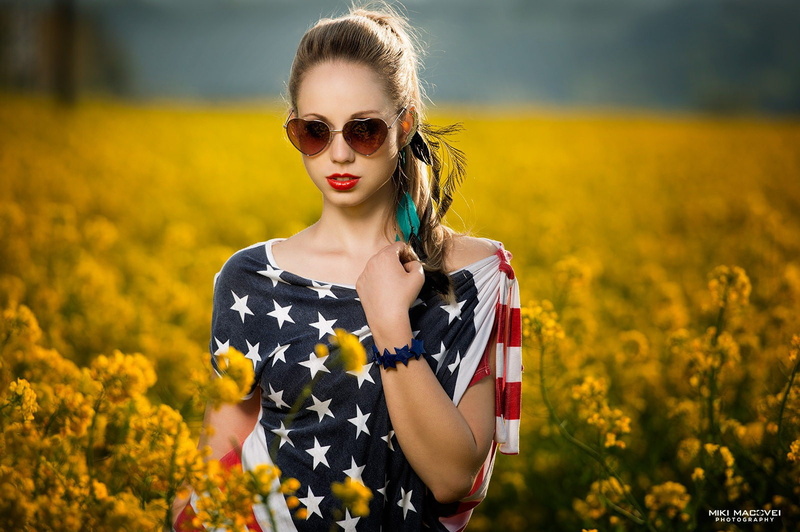 long hair, red lipstick, women with glasses, model, 720P, flag, bracelets, Miki Macovei, brunette, ponytail, depth of field, field, women, women outdoors