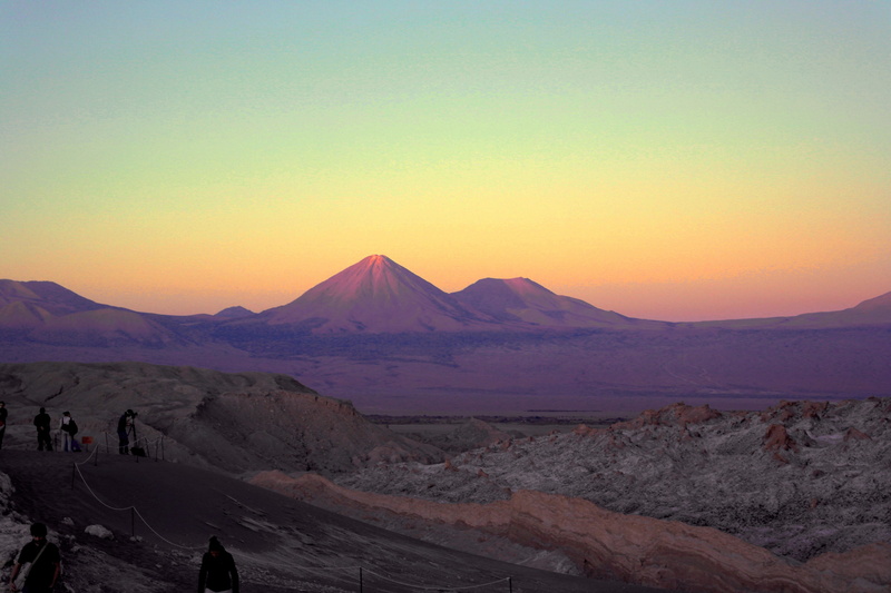 distance, volcanic Landscape, clear sky, scenics, tranquility, non-urban scene, mountains, 4K, arid climate, natural, idyllic, climate, travel, desert