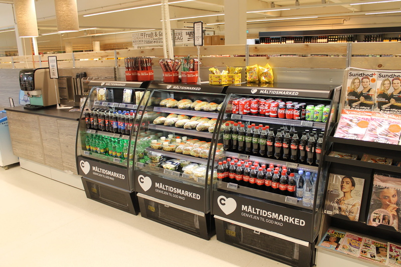 Easy, choice, easy food, 4K, food and drink, consumerism, wellbeing, factory, Sandwich, industry, shelf, Ready Meals, variation, retail, supermarket, store