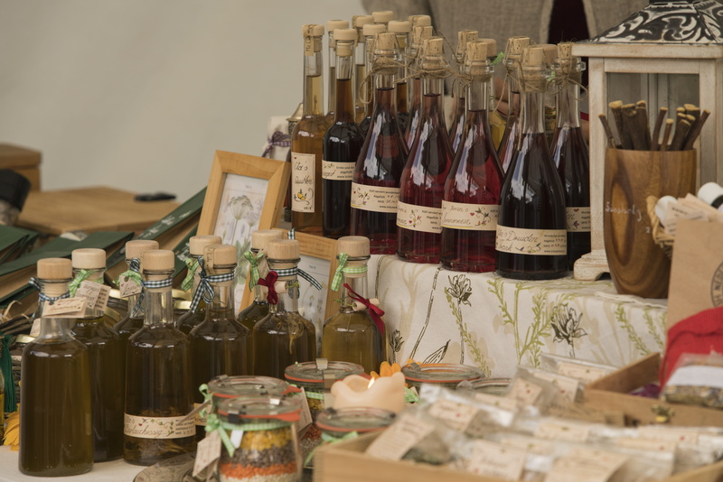 middle ages, alcohol, abundance, ceramic, table, still life, 8K, stand, refreshment, business, drink, medieval market, sale, retail, stock, artwork, variation
