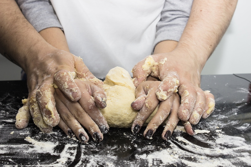 boyfriends, valentine, knead, indoors, holding, affection, in love, skill, love, close-up, casal, people, human body part, flour, preparation, human hand