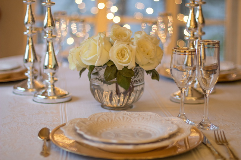 place setting, fancy, flute, elegant, white, champagne, clear, flowering plant, elegance, ceramic, silver, celebration, wealth, plant, table, fine, event