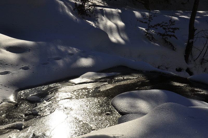 not cold, day, frozen, Winter, frozen river, Torrent, the addition of, beach, water, river, 4K, land, White, snowy, cold temperature, Water, no people