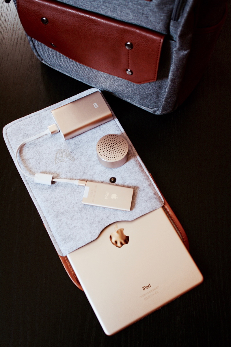 ipod, apple, bag, icon, cream, cafe, wood - material, summer, purse, box - container, box, label, paper, caffee, gourmet, scoop, ipad, 2K, iphone, gift