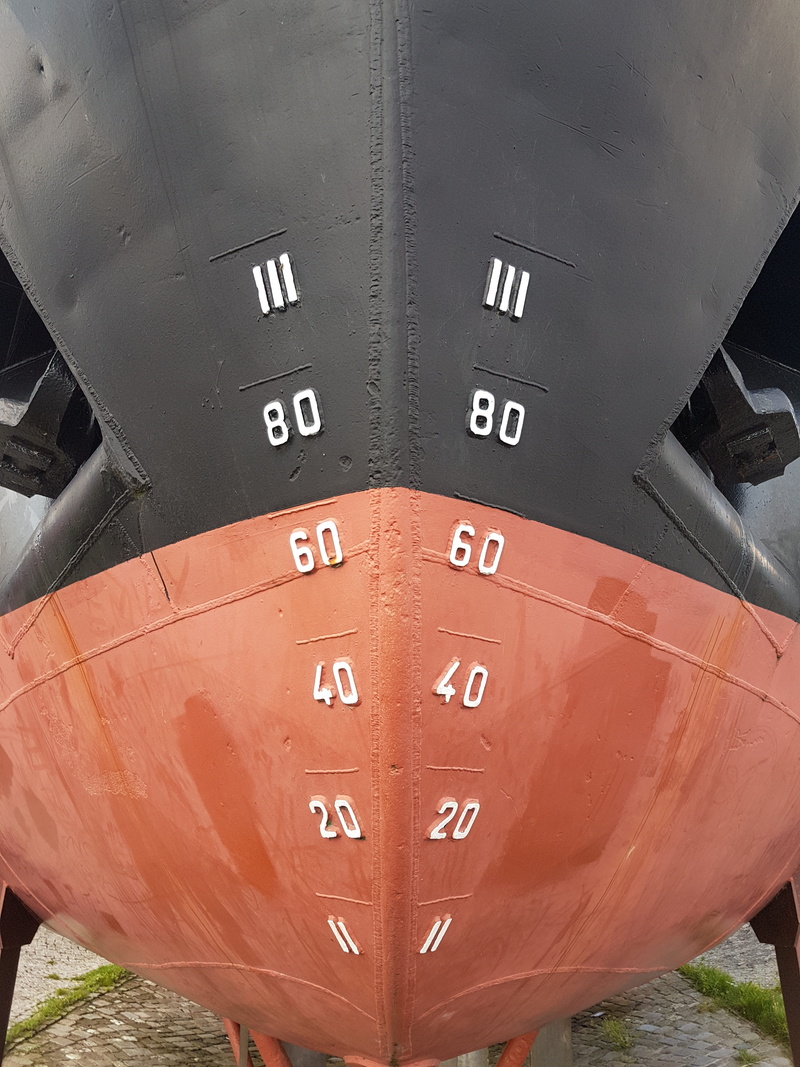 deep, close-up, nature, mode of transportation, travel, transportation, dry, new, red, outdoors, day, old, draught, shipbuilding, water, 4K, air vehicle