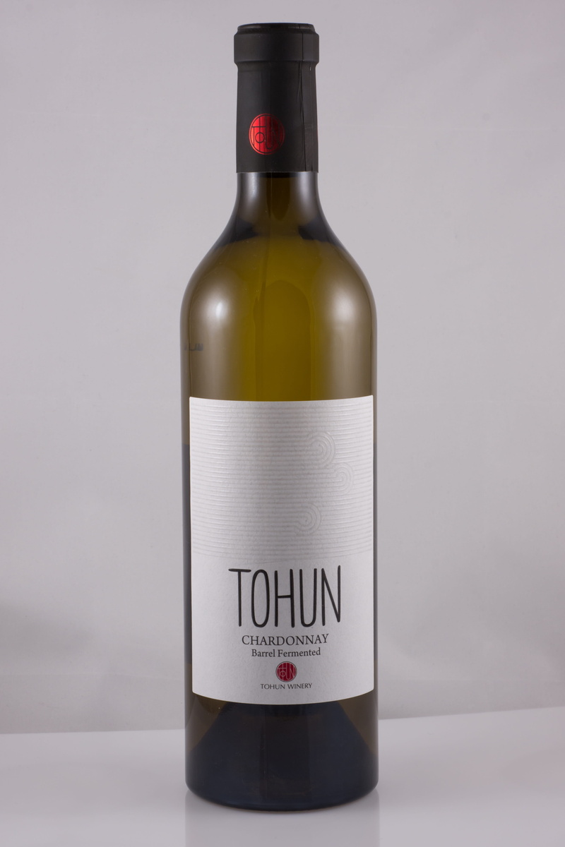 winemaker, vineyard, tohun winery, text, fermenting, no people, red wine, cellar, container, white background, wine bottle, still life, barrel, wine, industry