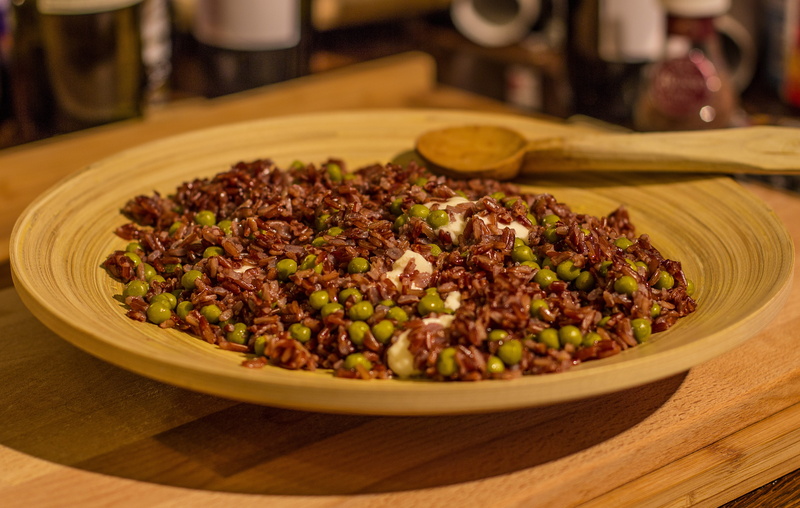red meat, wooden, plate, bean, dish, bamboo, meal, spice, business, food and drink, freshness, healthy eating, chinese food, spoon, indoors, mung, bowl