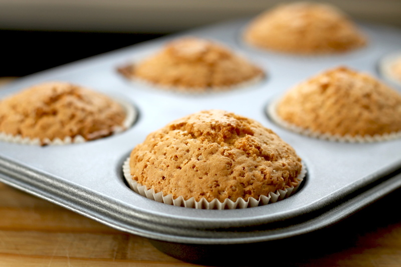 baking, starchy, cookie, sweet Food, photography, cake, plate, baking sheet, temptation, sweet, muffin, selective focus, sugary, group of objects, indoors