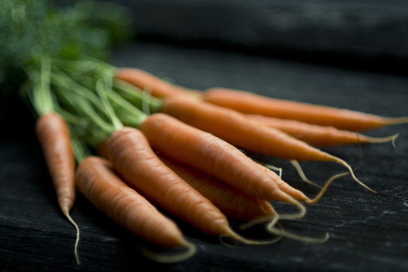 food, focus, indoors, root, carotene, no people, bunch, bundle, 5K, healthy, food and drink, photography, selective, root vegetable, taproot, wellbeing