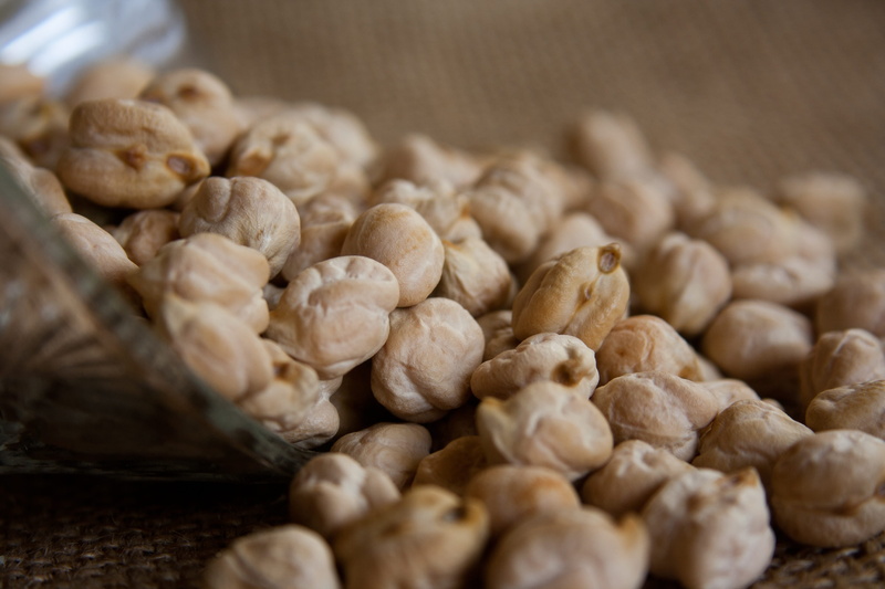 healthy eating, brown, vegetarian, legumes, 2K, food, wellbeing, nut, cuisine, chickpea, close-up, drink, freshness, heap, nut - food, indoors, food and drink