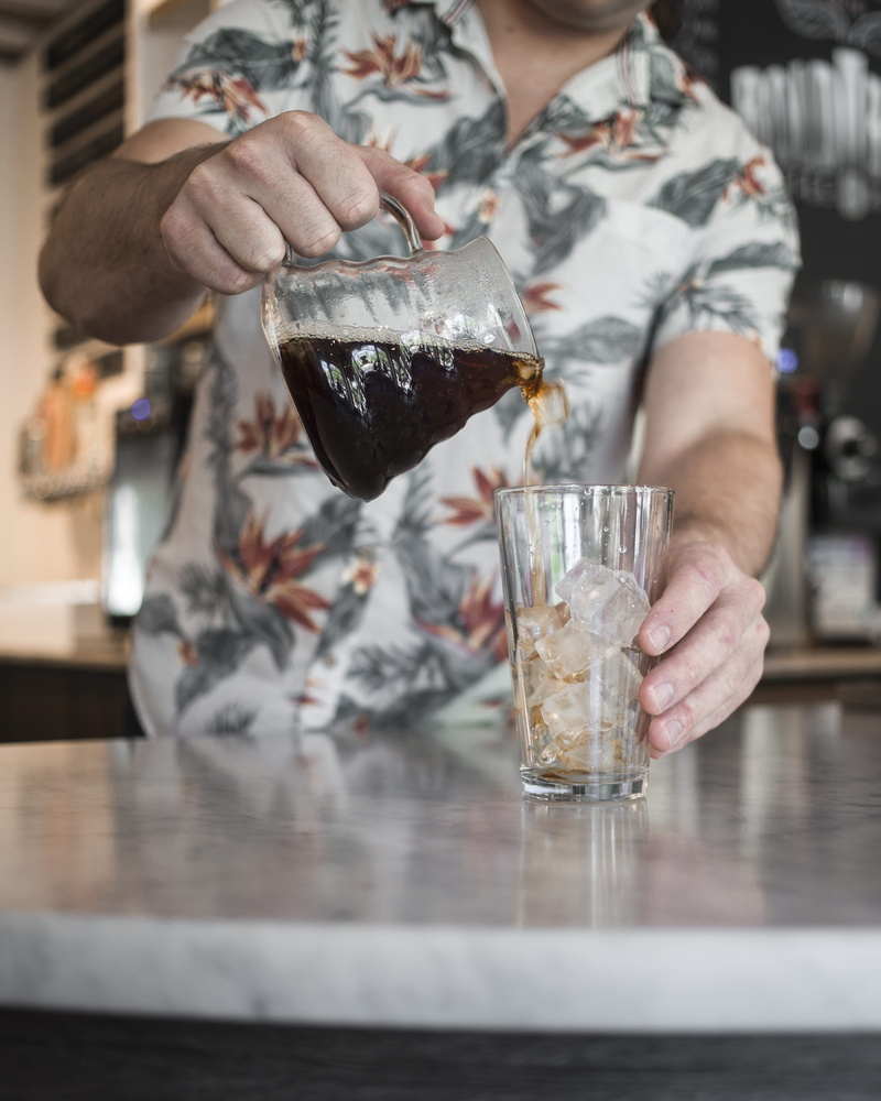drinking, brown, clear, coffee, holding, caucasian, cocktail, people, human hand, food and drink, pouring, united states, person, beverage, happy hour