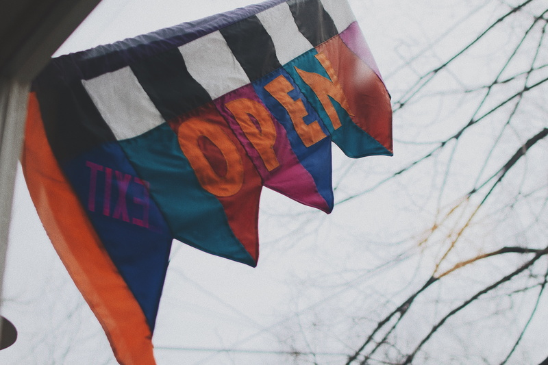 nature, textile, patriotism, treat, saugatuck, coffee shop, phrase, outdoors, restaurant, snack, sky, background, shop, coffee, 5K, national icon, vintage