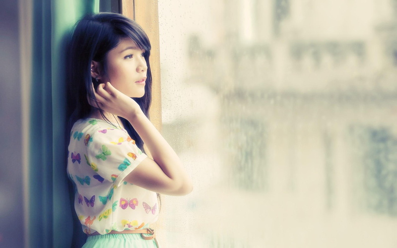 women, white, s, 1080P, purple, girls, shirt, green, girl, 1920x1200, butterfly, looking, print, window, woman