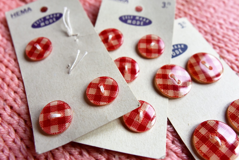 red, valentines day - holiday, table, sewing, love, haberdashery, positive emotion, indoors, heart shape, 5K, paper, selective focus, fasten, no people