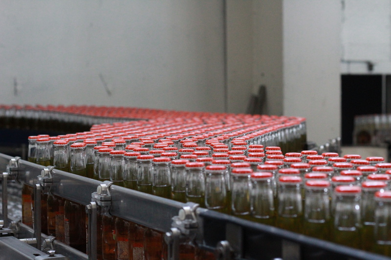 order, drink, equipment, no people, 5K, large group of objects, healthcare and medicine, bottles, production, red, factory, conveyor belt, business, science