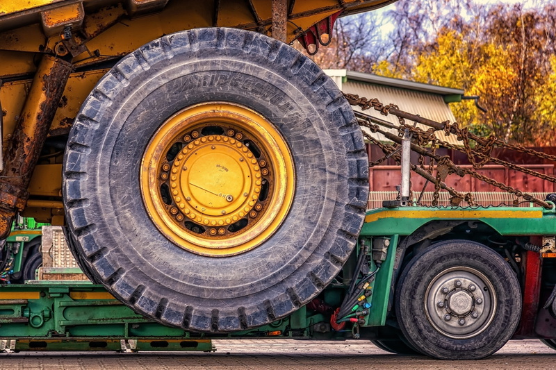 architecture, cat, dumper, change, no people, transport, land vehicle, tree, day, 5K, construction machinery, outdoors, low-bed trailer, truck, machine