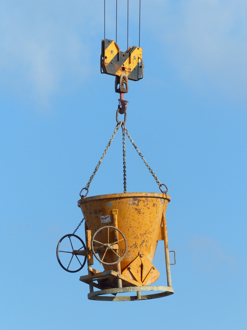 last, industry, hub, nature, crane, blue, construction work, equipment, copy space, day, 4K, yellow, no people, clear sky, transportation, crane - construction machinery