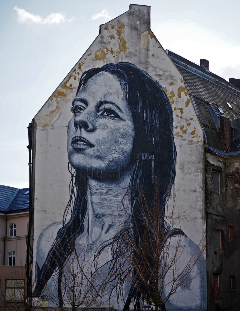 statue, ostrava, building, built structure, art and craft, human representation, outdoors, female likeness, sculpture, architecture, representation, creativity