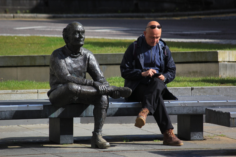 emotion, two people, mature men, bench, contemplation, 5K, adult, mid adult men, rest, sitting, city, day, clothing, government, seat, man, full length