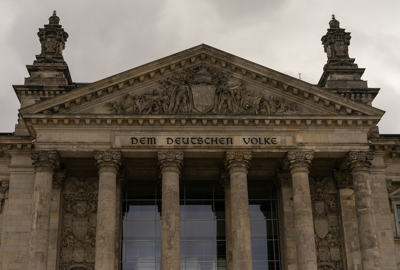 travel destinations, no people, travel, day, government, house facade, sky, nature, low angle view, reichstag, landmark, window, famous, bundestag, built structure