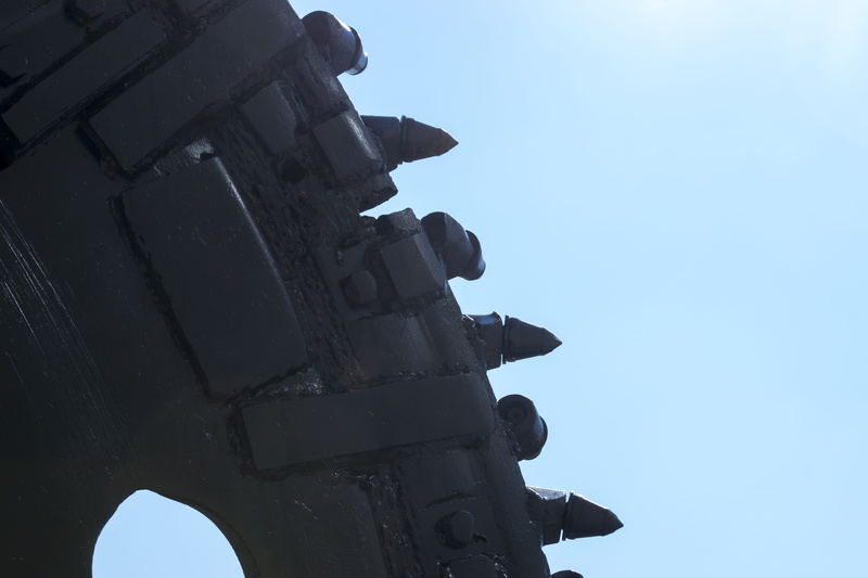 vehicle, clear sky, flight, machinesbroker, the past, trencher, aircraft, spaceship, architecture, history, airplane, space shuttle, built structure, wheel