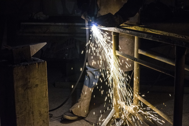 sparkle, steel, ielix, musical instrument, giuliano negretto, industry, lights, building, elia clerici, architecture, leisure activities, hardhat, forge