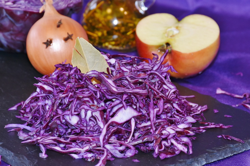 easter, winter vegetables, onion, raw food, celebration, vegetarian food, no people, blue, aromatherapy, kohl, braising, healthy, white, plate, healthy eating