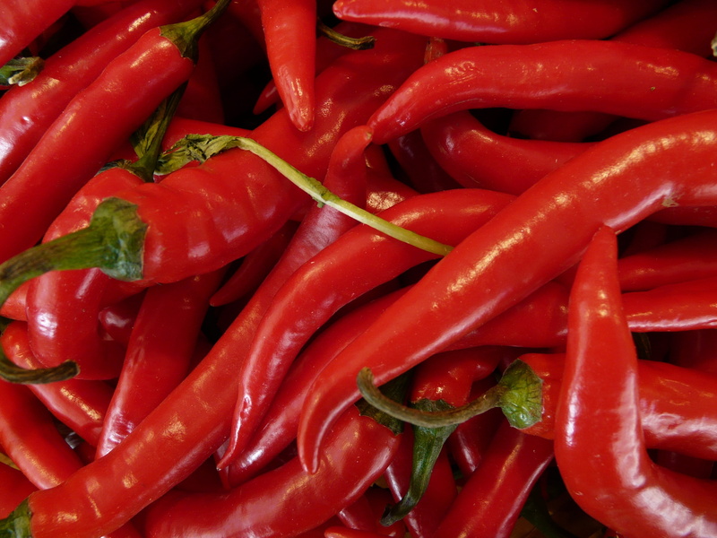 freshness, eat, food, pepper, vegetable, food and drink, vitamins, spice, red chili pepper, Chili, retail, still life, backgrounds, large group of objects
