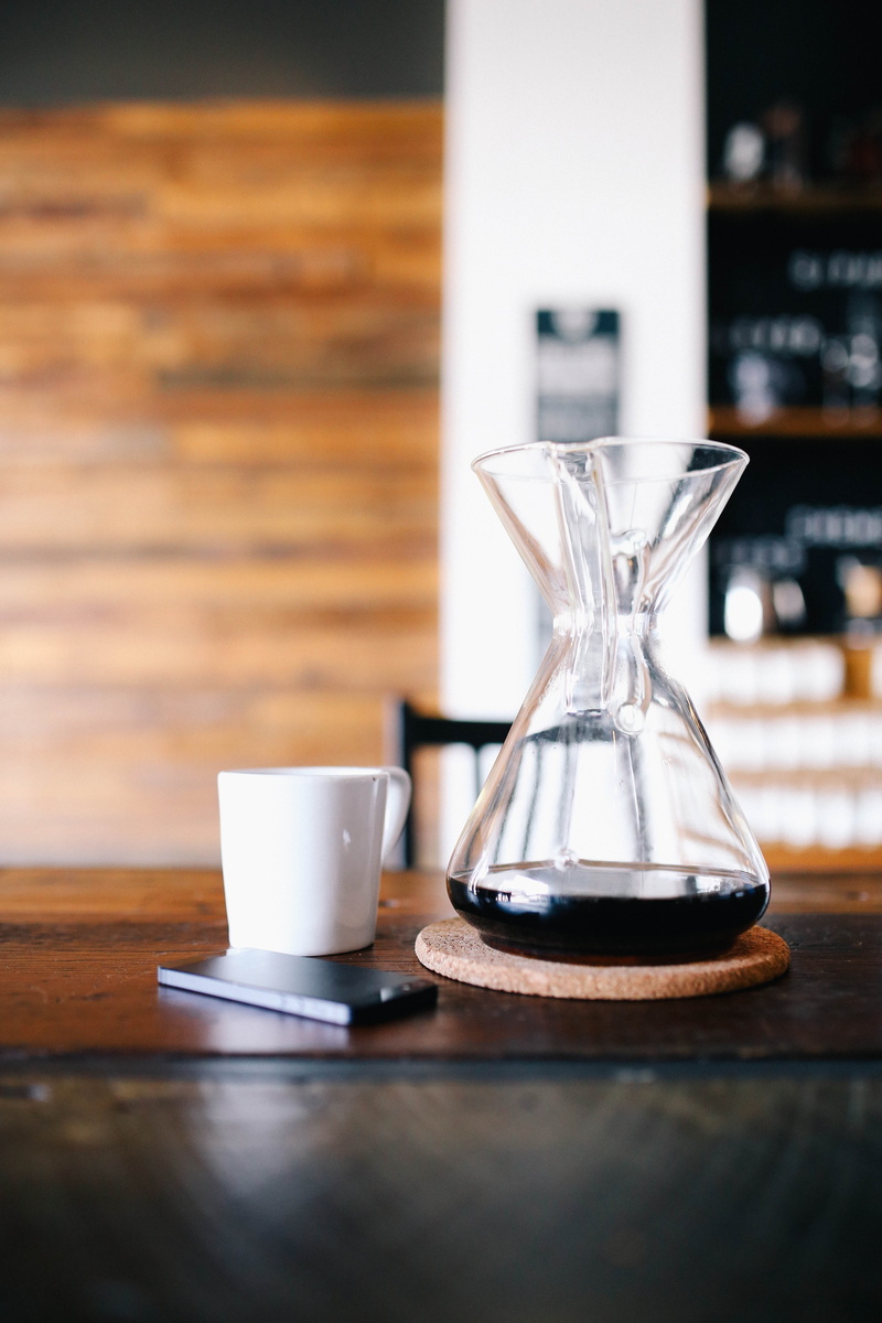 ceramic, refreshment, wooden, pot, non-alcoholic beverage, indoors, mug, clear, break, kitchen utensil, phone, cup, 5K, carafe, jug, table, pitcher, crockery