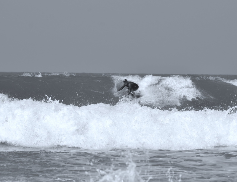 outdoors, horizon, radical, power in nature, summer, sport, water, beauty in nature, waterfront, mar, sky, splashing, one person, surfing, sea, horizon over water