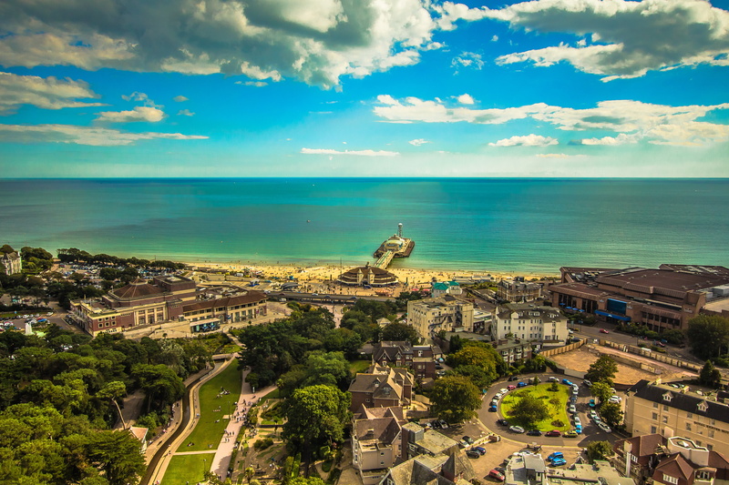 horizon, sky, brown, water, outdoors, structures, building, built structure, sea, high angle view, 5K, travel destinations, day, nature, beside, cloud - sky