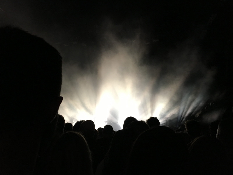 iphone 6s, brighton centre, festival, 4K, live music, event, ambient, nightlife, watching, performance, bonobo, silhouette, positive emotion, light, crowd