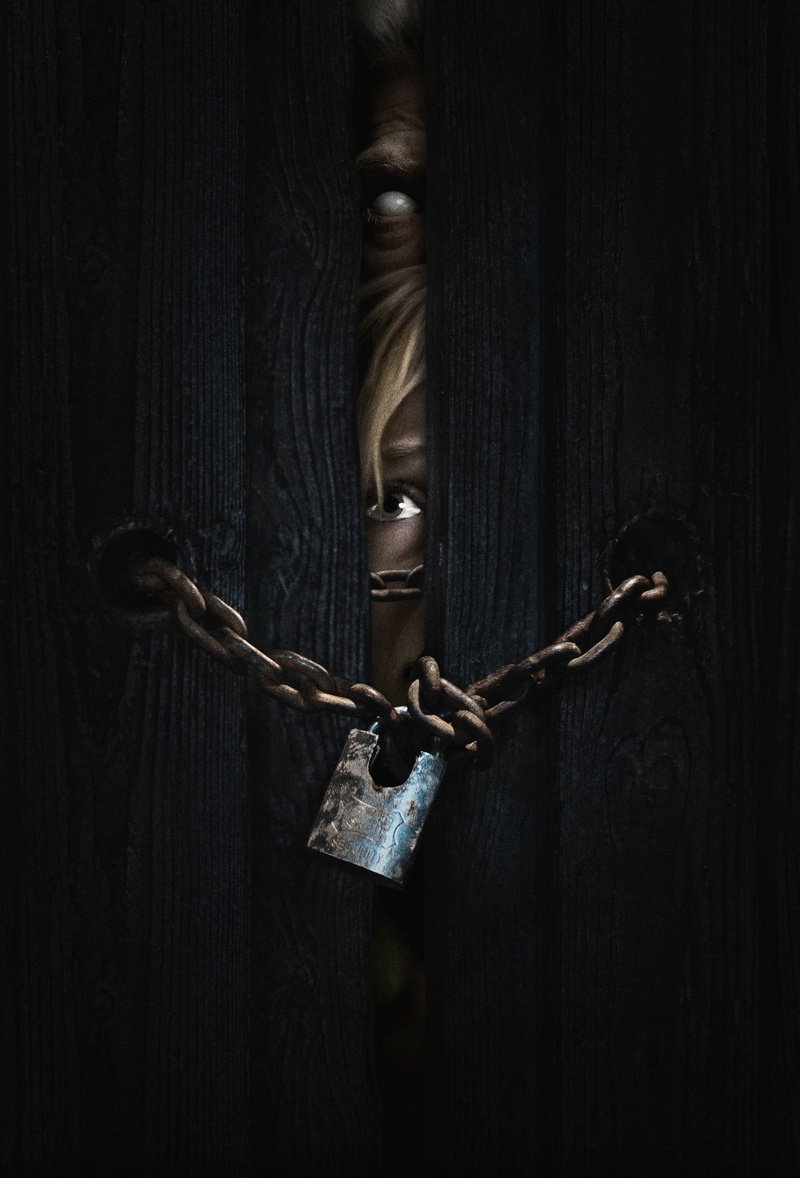 emotion, safety, wood - material, door, clothing, stage, indoors, wood, metal, close-up, rope, 4K, Crime, one person, holding, Dont Breathe, studio shot