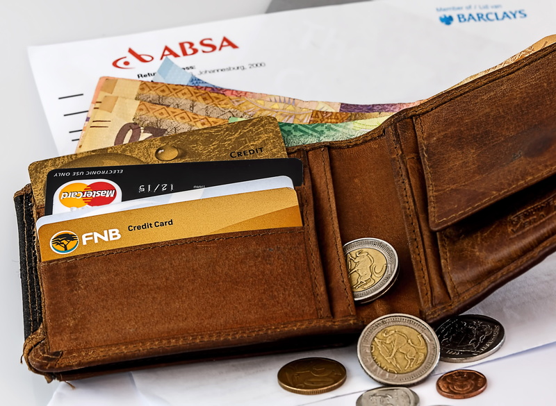still life, credit, currency, business, text, money, finance, credit cards, 4K, western script, leather, paying, no people, communication, mastercard